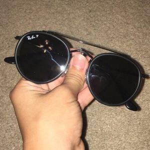 Black Ray Bans